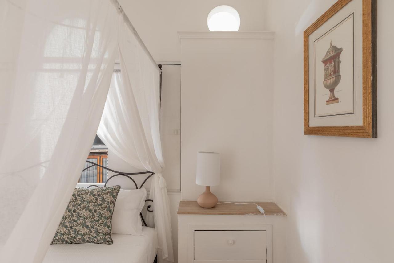 Iflat Modern Apartment In The Monti Area Рим Екстериор снимка